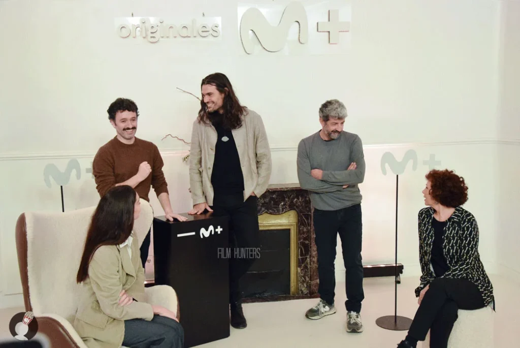 Los directores de las nuevas películas de cine original de Movistar Plus+: Icíar Bollaín, Rodrigo Sorogoyen, Alberto Rodríguez, Óliver Laxe y Ana Rujas.